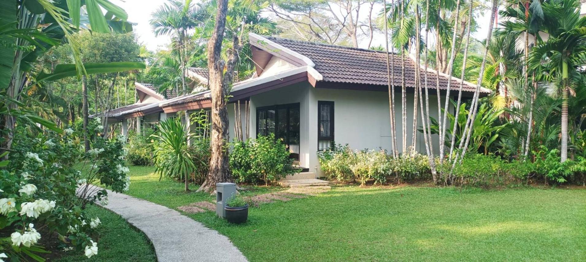 Nang Thong Bay Resort Khao Lak Exterior photo